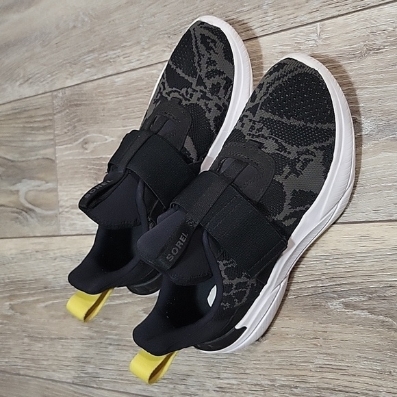 Sorel Black and Gray Size 9 Explorer Blitz Steide Strap - Picture 1 of 9